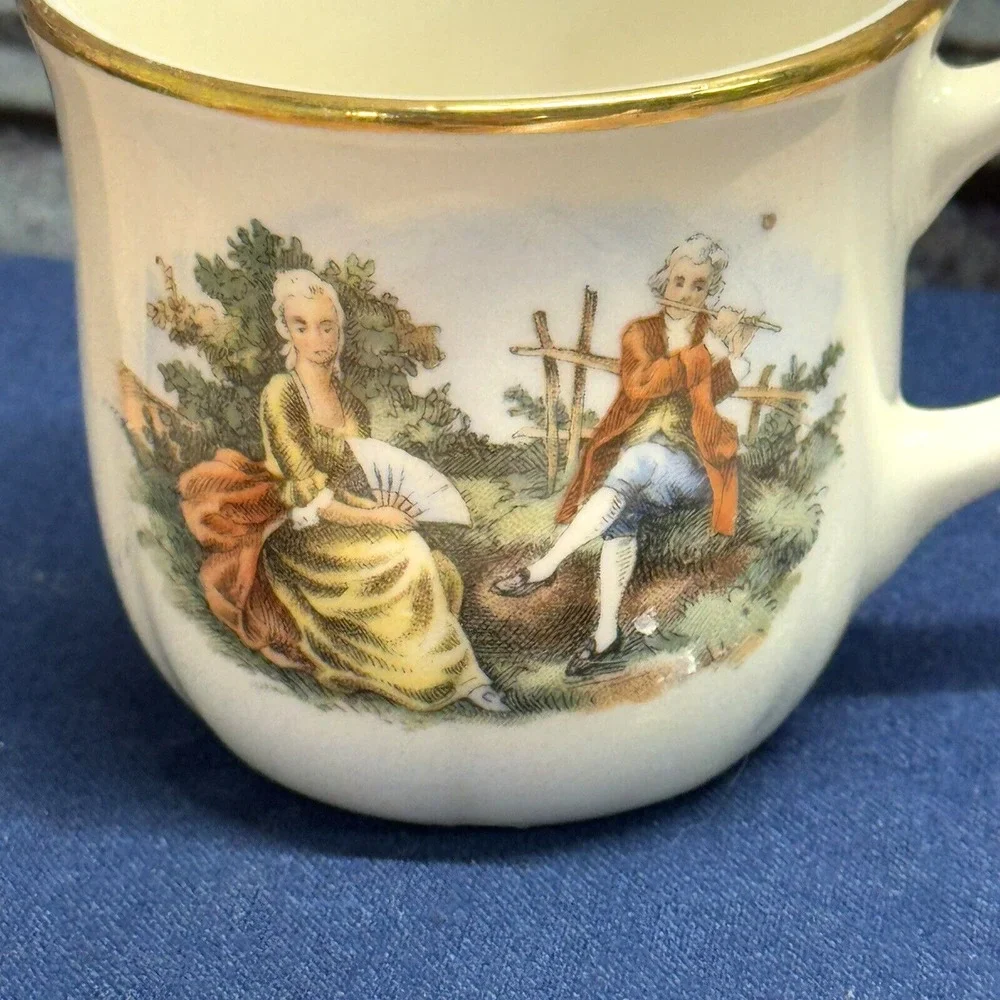 Vintage Gold‎ Gilded Demitasse Tea Cup Garden Scene Landscape Couple Colonial